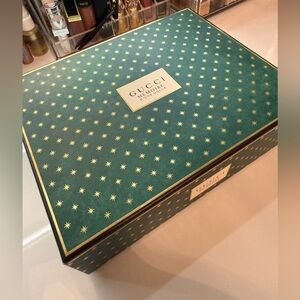 ✨ Auth Gucci Perfume Box ✨